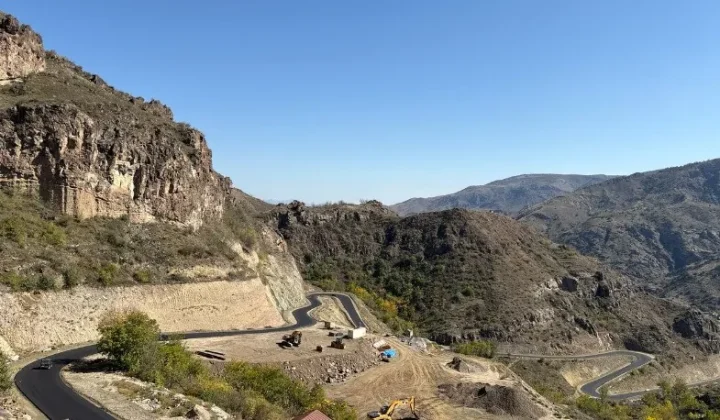 Խոտ-Որոտան ճանապարհին, որտեղ փլուզման, ջրի որոշ խնդիրներ ունեինք, աշխատանքն ամբողջությամբ ավարտել ենք. ՏԿԵ նախարար | 1lurer.am