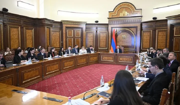 Մհեր Գրիգորյանը ամերիկյան AECOM ընկերության ներկայացուցիչների հետ հանդիպմանը ընդգծել է ՀՀ տարածքով բեռների և ռեսուրսների տարանցման մեծ ներուժը