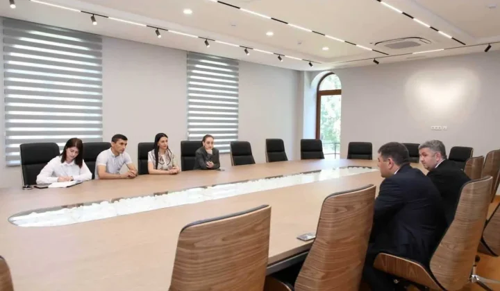 ՄԻՊ-ը և Կապանի ղեկավարը քննարկել են մարդու իրավունքներին վերաբերելի խնդիրները | 1lurer.am