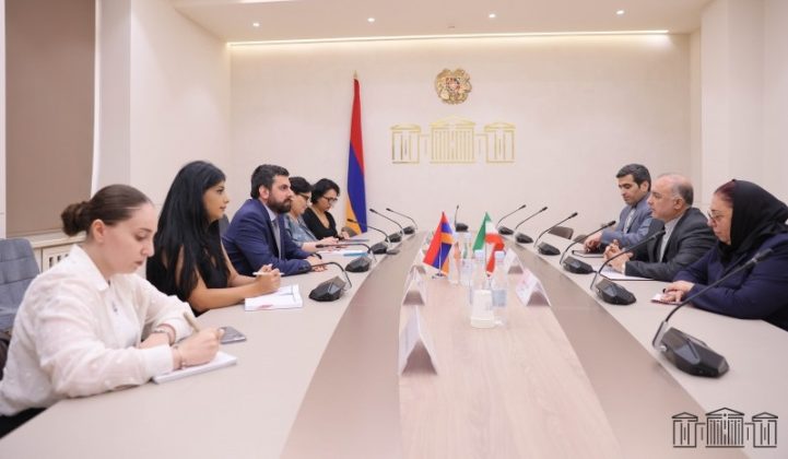 Ազգային ժողովում Սարգիս Խանդանյանը և դեսպան Սոբհանին քննարկել են տարածաշրջանային զարգացումները