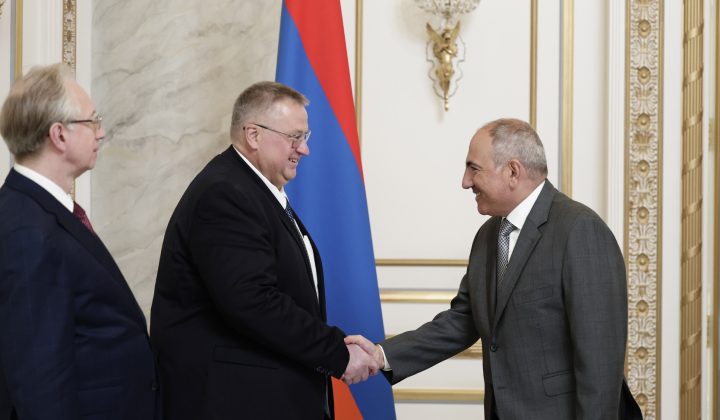Փաշինյանն ու Օվերչուկը քննարկել են Հայաստան-Ռուսաստան երկկողմ օրակարգին վերաբերելի հարցեր