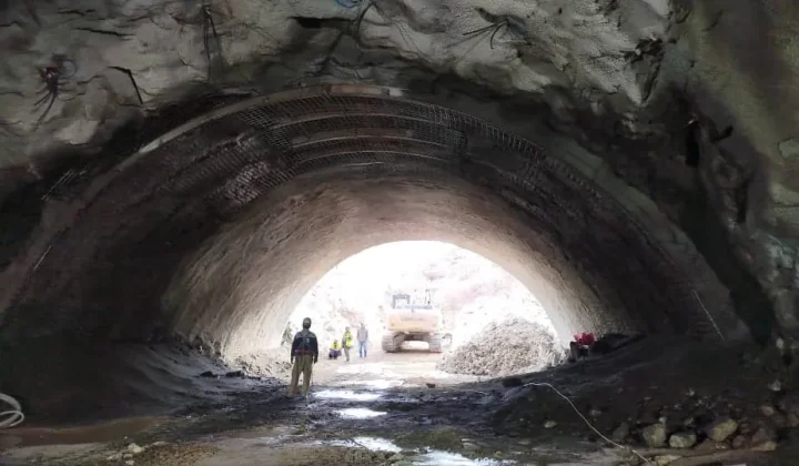 Քաջարան-Ագարակ ճանապարհահատվածում ավարտվել է երկրորդ թունելի հորատումը