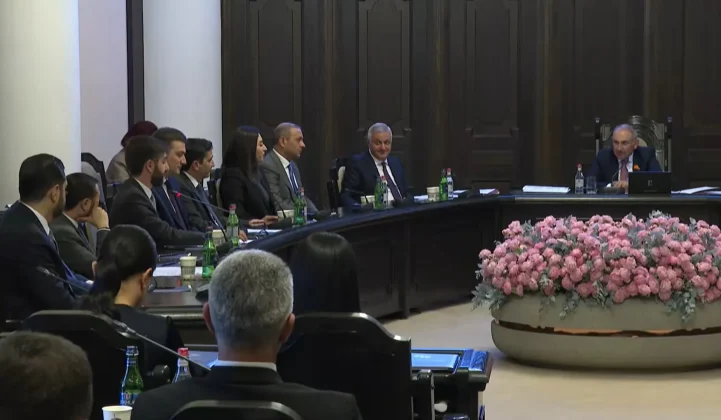 Հունիսի ընթացքում ծիրան, սալոր, կեռաս, հանքային ջուր, գինի և բրենդի արտահանող տնտեսվարողները փոխհատուցում կստանան | 1lurer.am