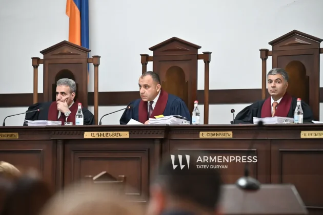 ՍԴ-ում շարունակվում է ընտրությունների արդյունքների վիճարկման գործի քննությունը. դատավորները հարցեր են ուղղում կողմերին | armenpress.am