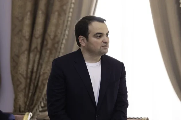 նարեկ կարապետյան