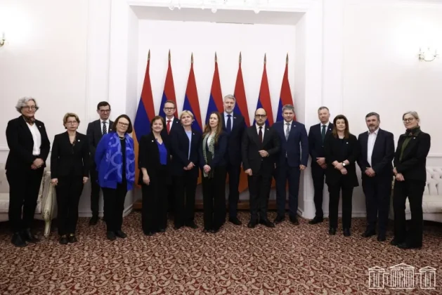 Հայկ Մամիջանյանը դիվանագետների հետ խոսել է ընտրություններին արցախցիների մասնակցության իրավունքի մասին | news.am