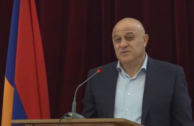Օնիկ Ախվերդյանն ընտրվեց Փարաքար համայնքի ղեկավար