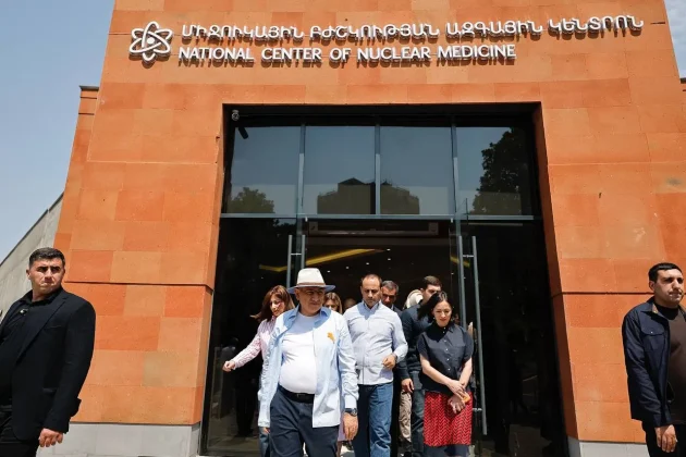 Նիկոլ Փաշինյանն այցելել է Վ. Ա. Ֆանարջյանի անվան ուռուցքաբանության ազգային կենտրոն | factor.am