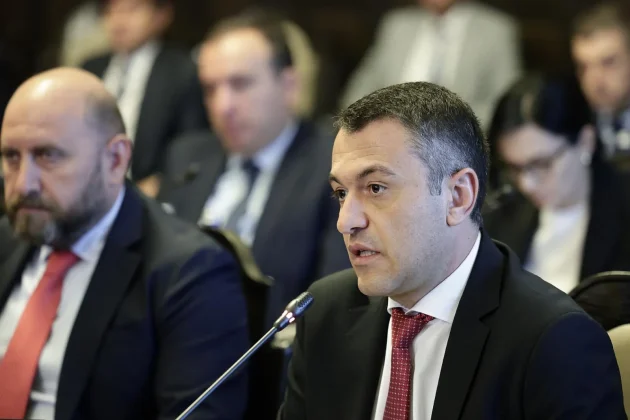 Թոշակառուների համար կգործեն հետադարձ հիփոթեքի և ամուսնու բացառիկ սեփականության ինստիտուտների մասին կարգավորումներ | 1lurer.am